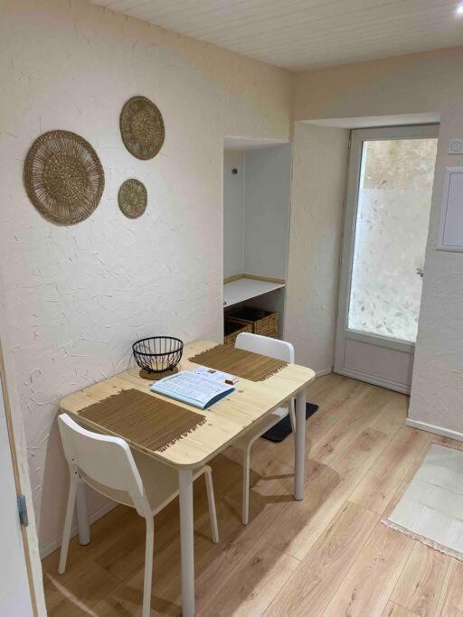 La Maison D Evahlia Creissels Esterno foto